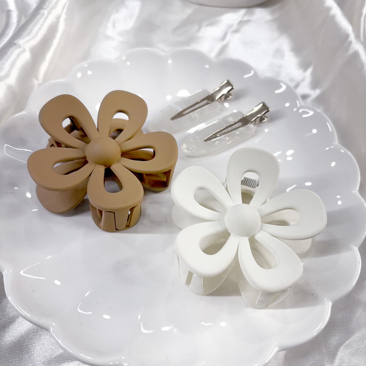 Pince à Cheveux Forme Fleur - Image 3